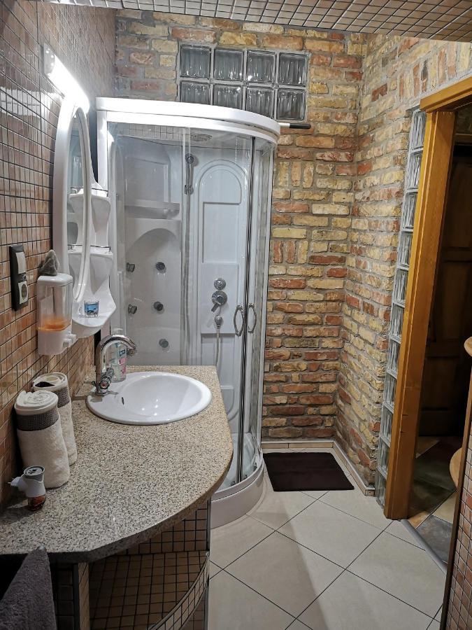 Fortuna Vendégház Kiskunhalas Esterno foto