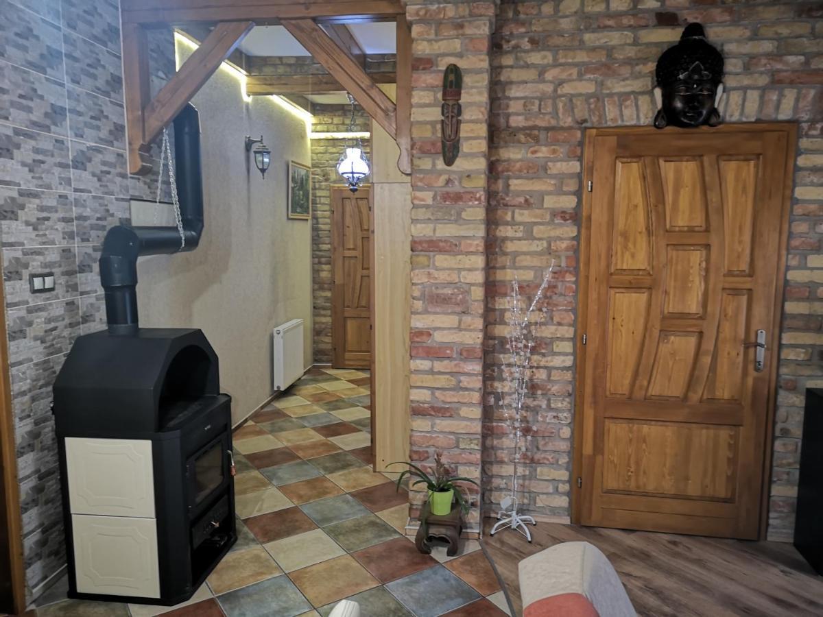 Fortuna Vendégház Kiskunhalas Esterno foto