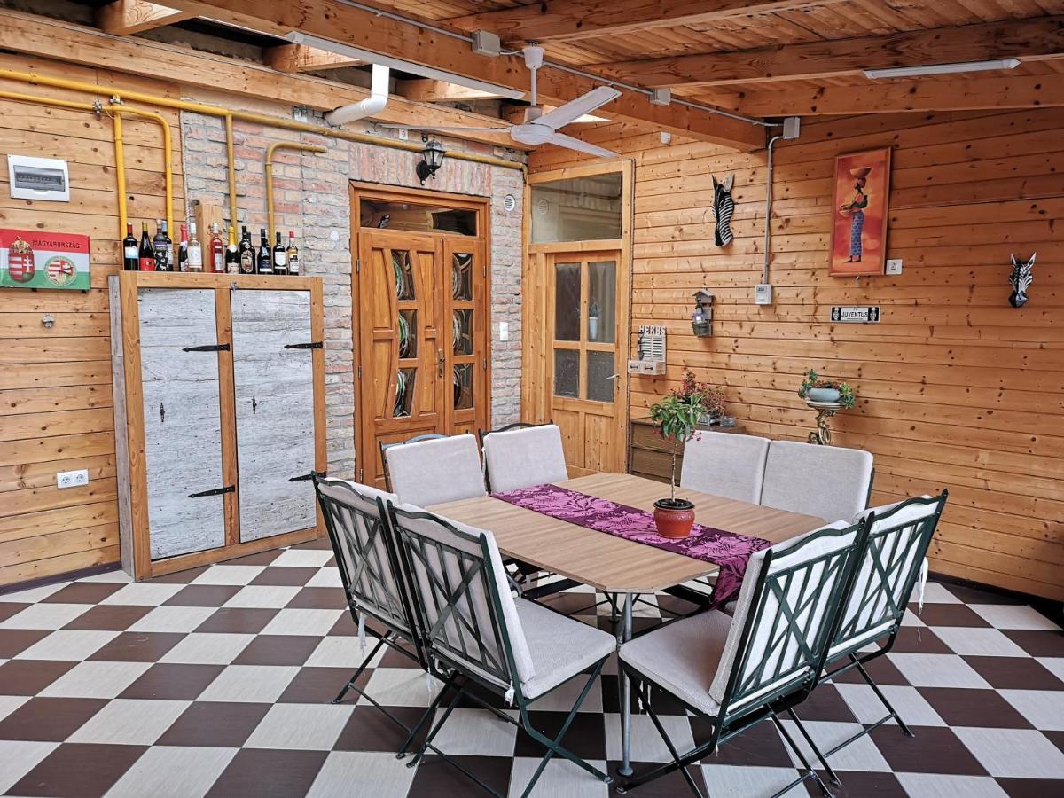 Fortuna Vendégház Kiskunhalas Esterno foto